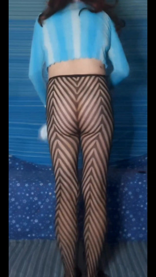 Lizzaali: Zvýšený pohled striptýz v mých roztahacích kalhotách a sexy punčochách