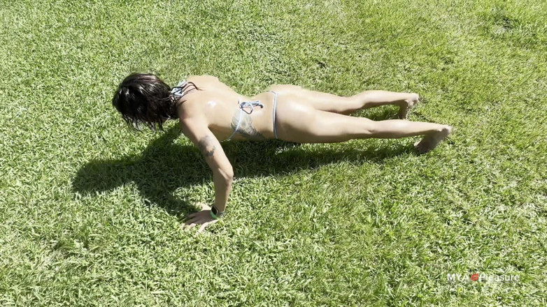 MYA Pleasure: Allenamento da spiaggia del muscolo