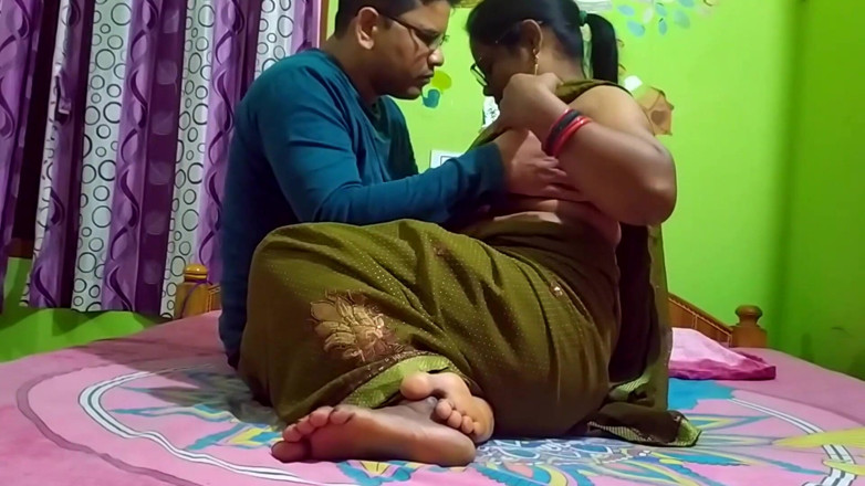 Popmini: Video viral profesor mysore it vandana dan muridnya dengan kain...