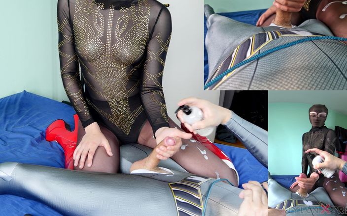 Nylon Xtreme: Elena clark masturbazione in calze di nylon