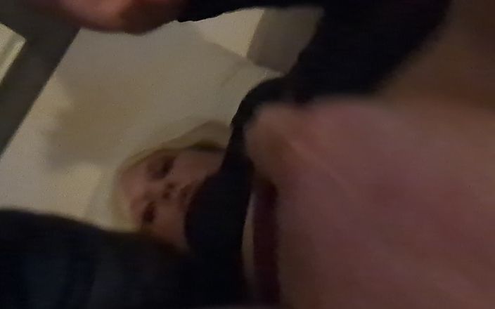Jen316: Masturbation à la maison