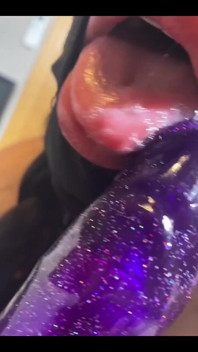 Need Someone to Suck on My Titties Asap
