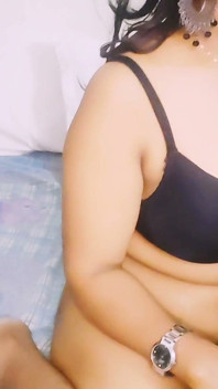 Chachi Ko Pahla