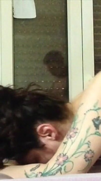Aksaha Streaming POV kouření Zezadu Dívka Sténá