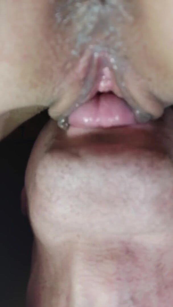 Wet Pussy Fuck: Teen's wet pussy is licked dripping pussy close up