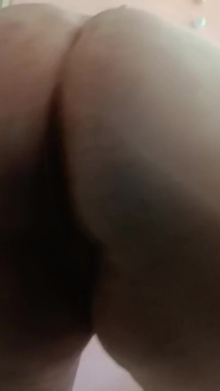 DevilbitchNat: Take a Close Look at My Ass