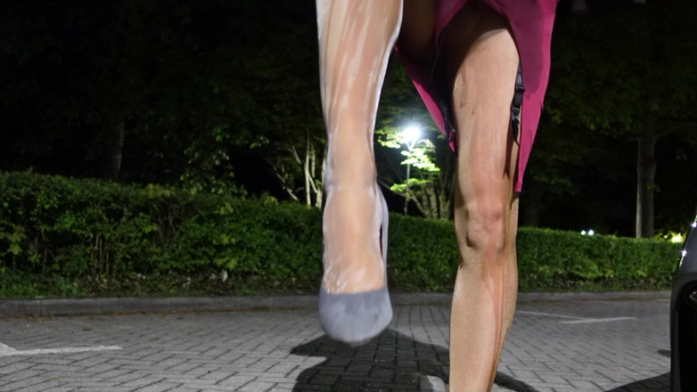 Loreleyadd: My Red Dress and Glossy Tights Are Getting Peed on
