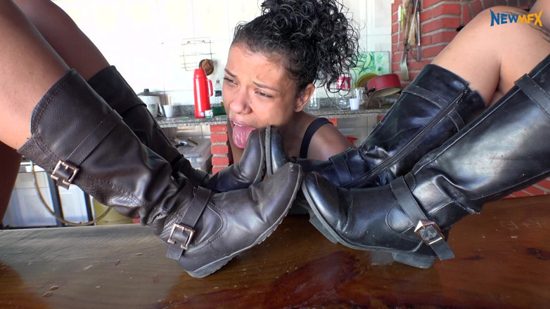 NewMFX Feet: Trample Field Boots