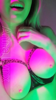 My Titties in Slow-motion