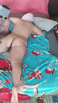Sensuell Massage Av Ett Hett Amatörpar Med Olja På Kroppen.