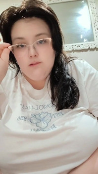 교훈을 가르치고 싶어하는 POV 육덕 교사