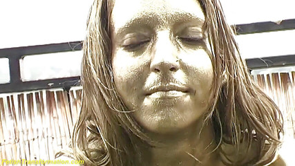 Fetish Islands: Real gold body painted teen statue