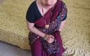 Sakshi Pussy: Bà nội trợ tự quay nóng bỏng làm tình