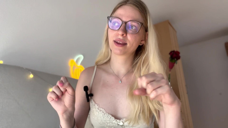 Goddess_Bella_Rae: 4 voordelen van het zijn een mietje te zijn