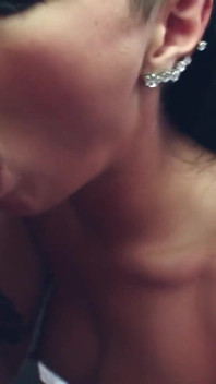 Christy Mack, salope tatouée, pipe en gorge profonde
