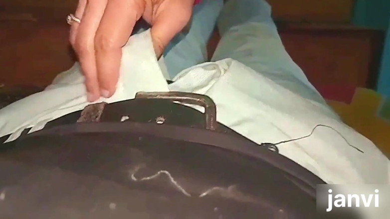 Village studio: Kiedy szwagierka pracowała w kuchni, jej szwagier Came.i pieprzył moją...