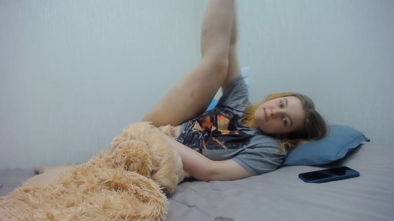 JuiceLussie: Jilat pantat saya dan cium badan saya!!