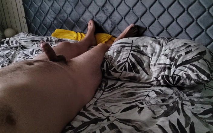Emma_Alex: Stepbro Caught Stepsister Touching Herself - They Ended up Jerking Each...
