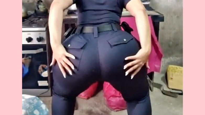 Xprohibidox1: 핑크 드레스를 입은 큰 엉덩이