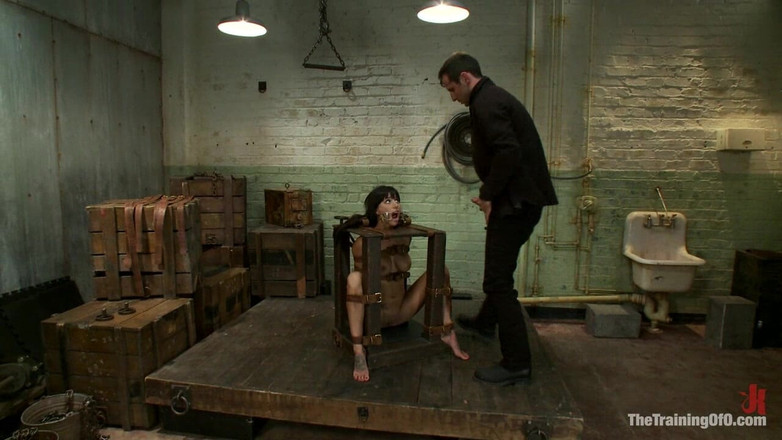 The Training of O by Kink: El entrenamiento de Gia Dimarco, segundo día