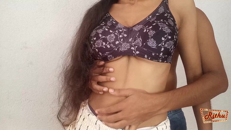 Rithu_Girl: 집에서 촬영한 영상 섹스하는 마누라