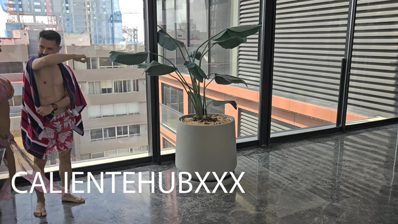 Calientehubxxx: Bữa Tiệc Hồ Bơi Gali Và Tigre