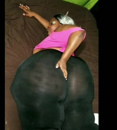 Pearaddiction: That Big Juicy Booty
