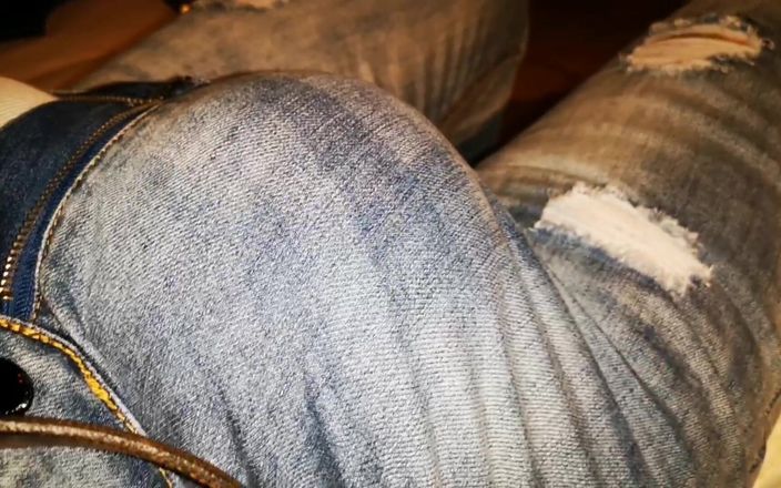 Monster meat studio: Meu jeans novinhos foi um presente de um fã