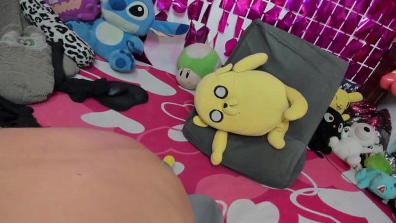 Ariana Unicorn: Vystříkej se mi do rukou a sněz to