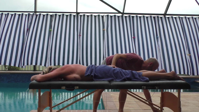 Island Boy Vids: Urutan luaran berwap dengan Carlie Vixen