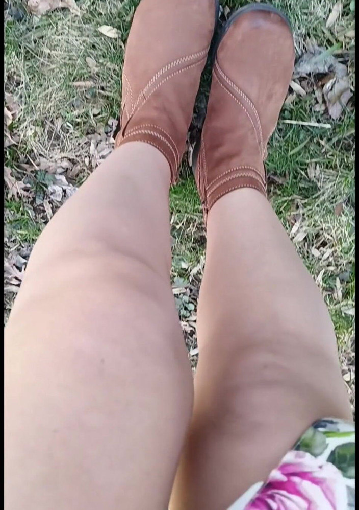 FrauleinP: Wanhopig en geil in een panty
