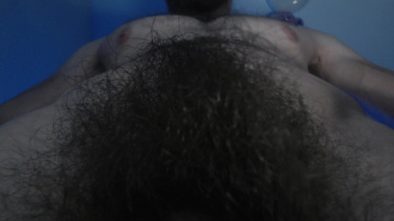 Hunky time: Behaarte Alpha-chefin