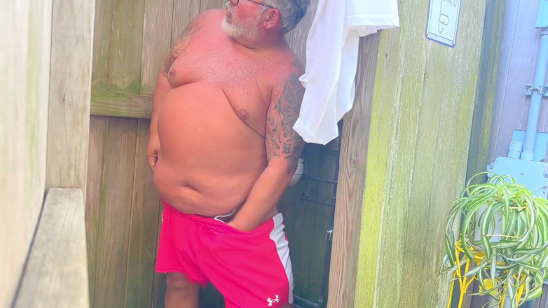 Hand-Free-Daddy-Chub: Norveçli ülke şişman çiftçi dışarıda