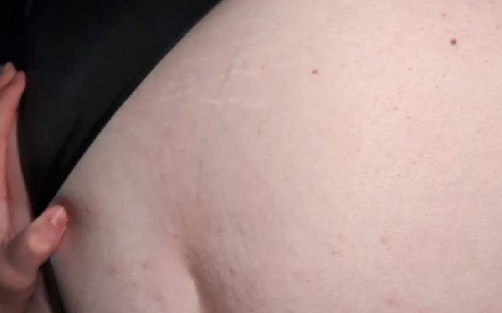 EvStPorno: Я трахаю свою дружину в кімнаті її батьків. Відео від першої особи, велика пишна дупа в сексуальних трусиках