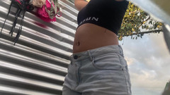 kloyesteicy: वह अपने कपड़े बदलती है और रिकॉर्ड की जाती है