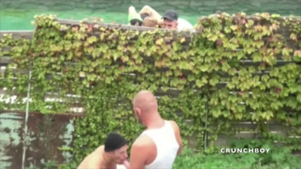 EXHIB BOYS: Juan Perez futută de un urs cu o pulă uriașă în...