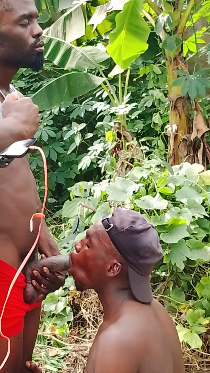 Africans men: Großer schwanzlutscher