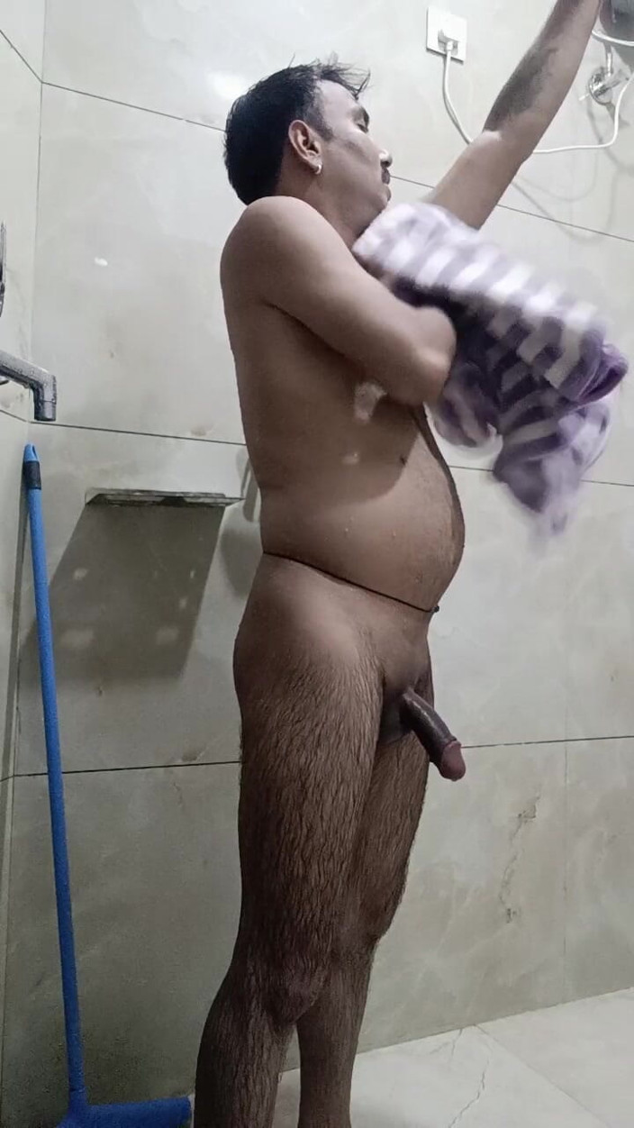 Rajasthani-old-lover: Desi Hot Man Enjoy Shower and Masterbation Show with Neighbour...