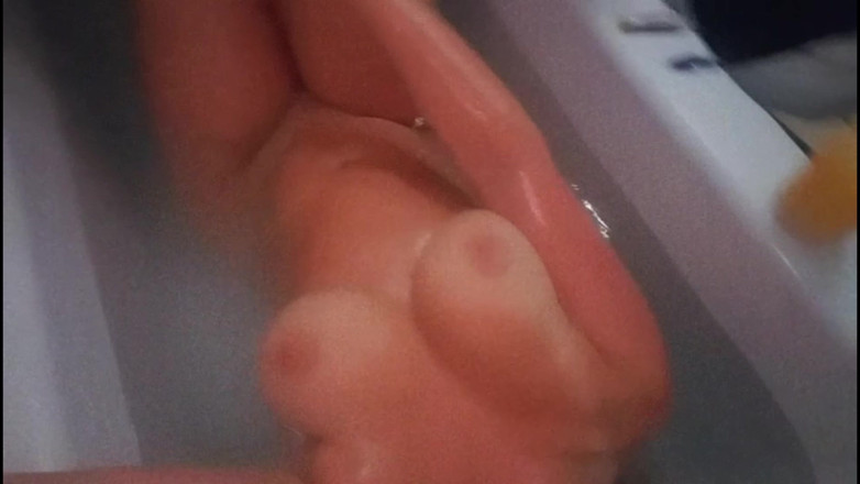 Gonna make you squirt: 18에서 내 모든 성적 환상을 탐색 나는 목욕 섹스를 스트립 다음 공공 장소에서 45m 스터드에 핸드잡을했다