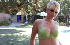 Chica Suicida DVD: Claudia Downs é uma das novas putas