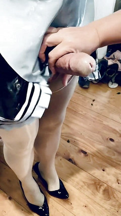 Mistress April: Sinthia mucama crossdresser
