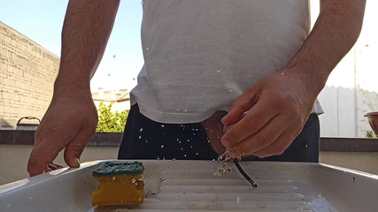 Kinky Guy: Moje rutina ranního čůrání