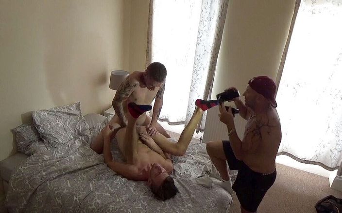 RAW PORN SPY CAM: Denate knullad barbeakc av Aaron Master