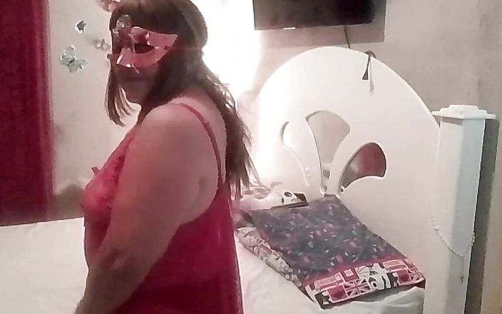 Gloryhot69: Reife MILF-oma in dessous und eifrig, einen jungen schwanz zu...