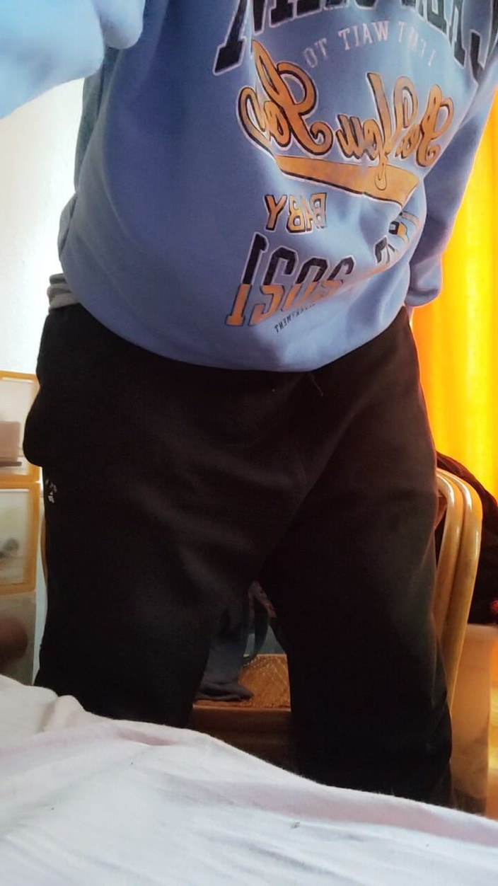 SmokedAlloy2: Mokré, páchnoucí ponožky, spodní prádlo. Ultra špinavá prasnice