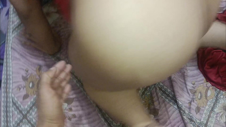 Sexgarl84: Une demi-sœur indienne a fait une vidéo