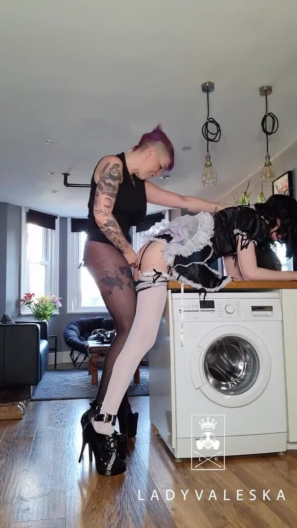 Lady Valeska: Sissy Pokojówka używana i zerżnięta