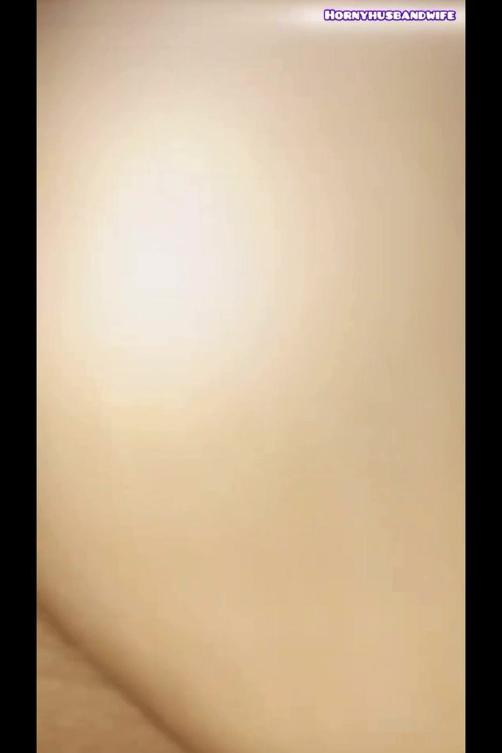 Hornyhusbandwife: Soția excitată a cerut un rapid, așa că i-am futut...