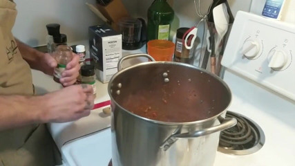 Sin Spice by Sophia Sinclair and Jasper Spice: Vyvařená 3 leek chili s honěním s olejem