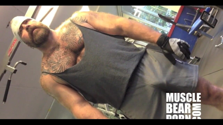 Will Angell: Gym Show